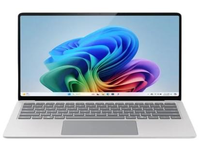 Microsoft Surface Laptop 7 Platino lightweight ultra portable notebook