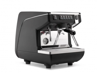 Nuova Simonelli Appia Life espresso machine for cafes