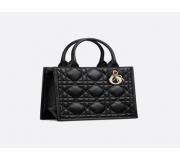 Dior Book Tote Macrocannage Leather in Black Edition